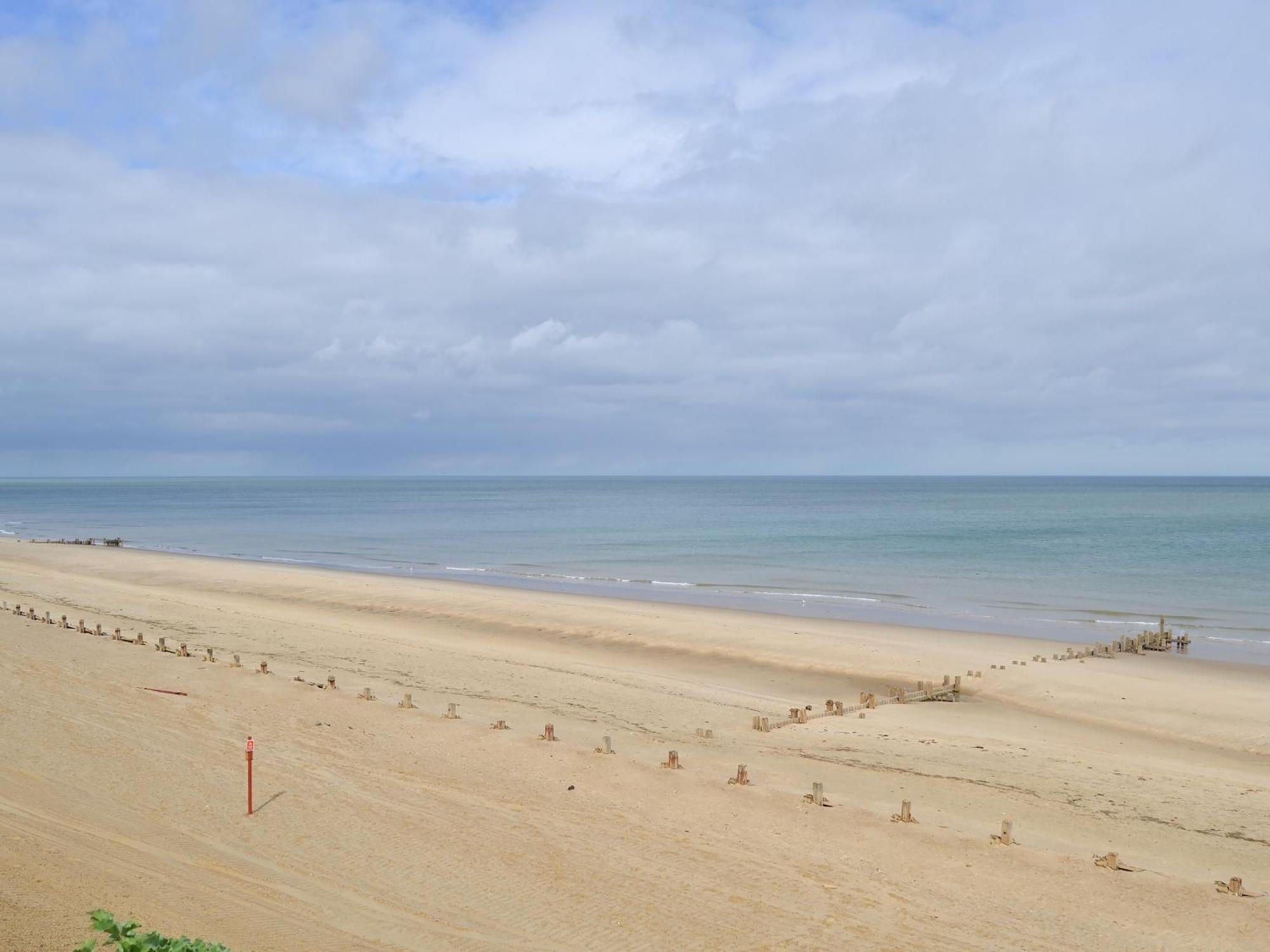Once Upon A Tide Villa Bacton  Exterior foto